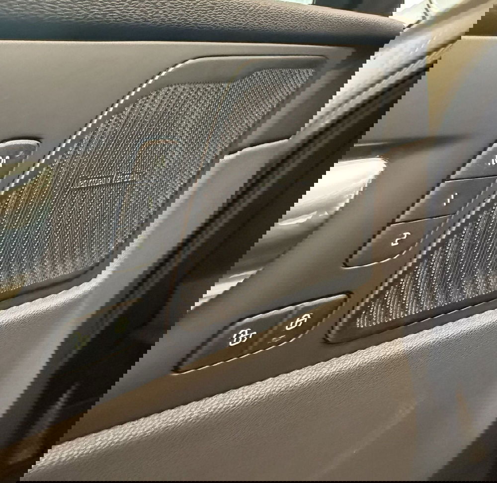 Volvo XC60 usata a Parma (10)