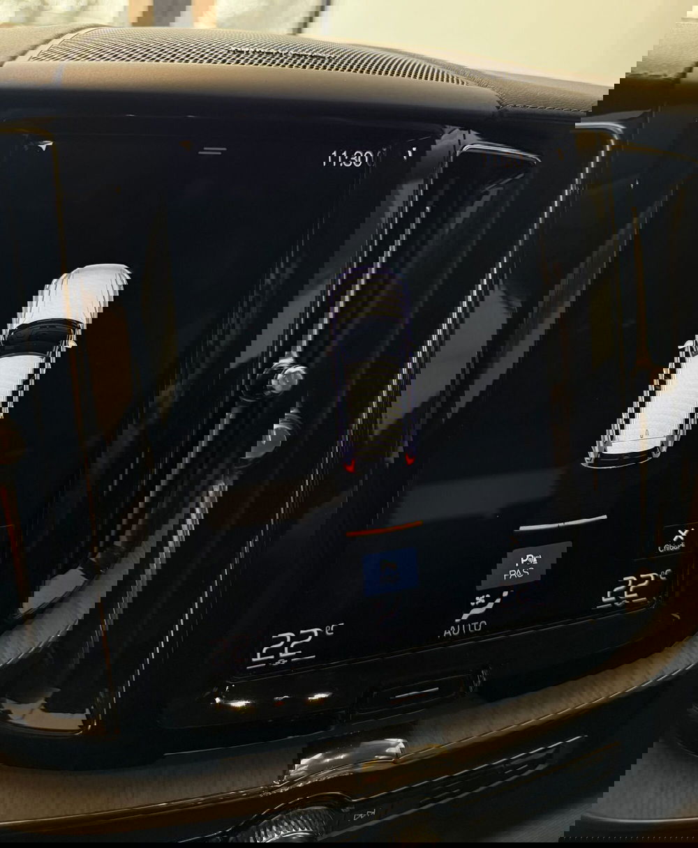 Volvo XC60 usata a Parma (12)