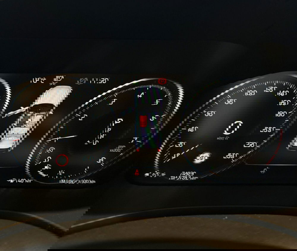 Volvo XC60 usata a Parma (4)