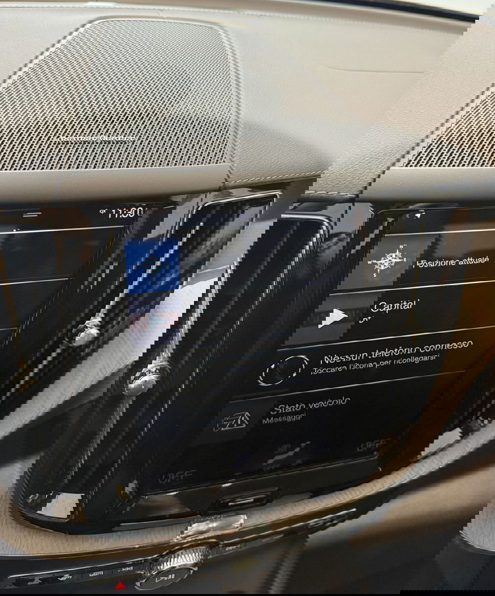 Volvo XC60 usata a Parma (9)