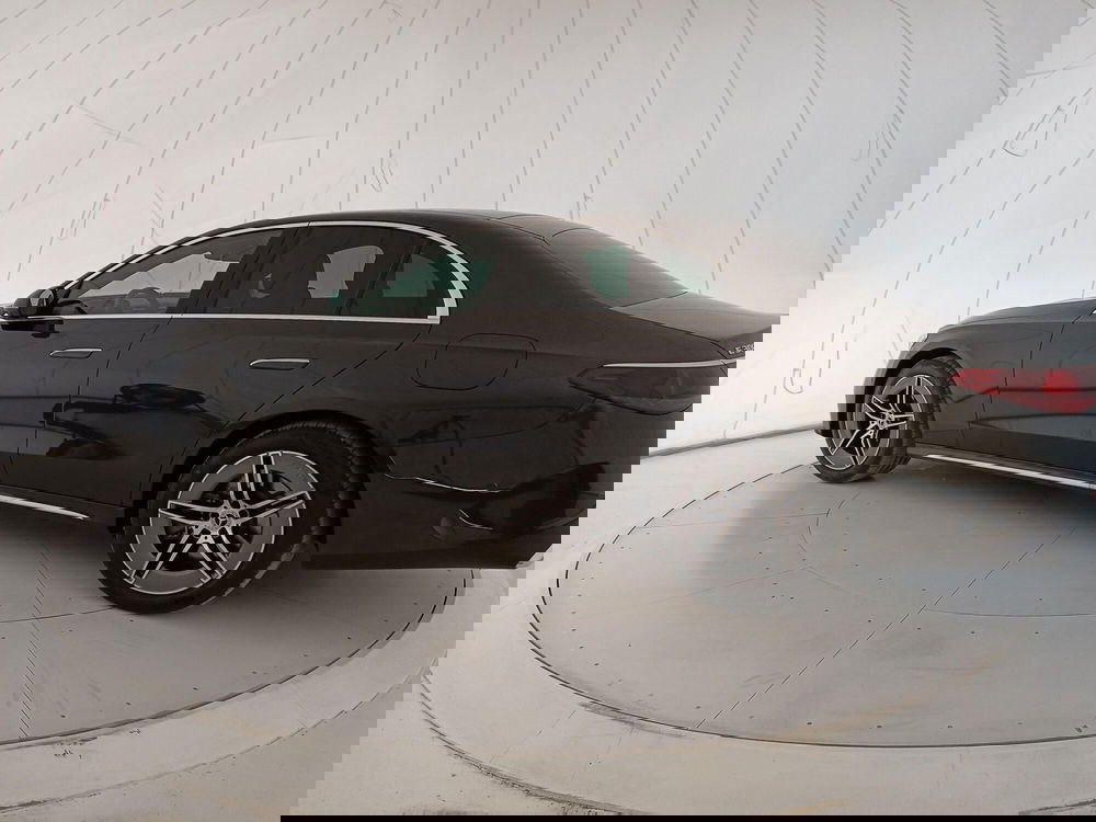 Mercedes-Benz Classe E usata a Lecce (3)