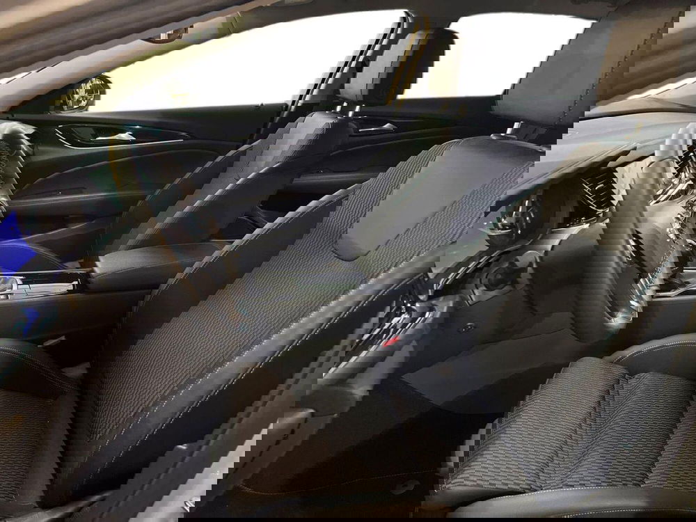 Opel Insignia Station Wagon usata a Matera (7)