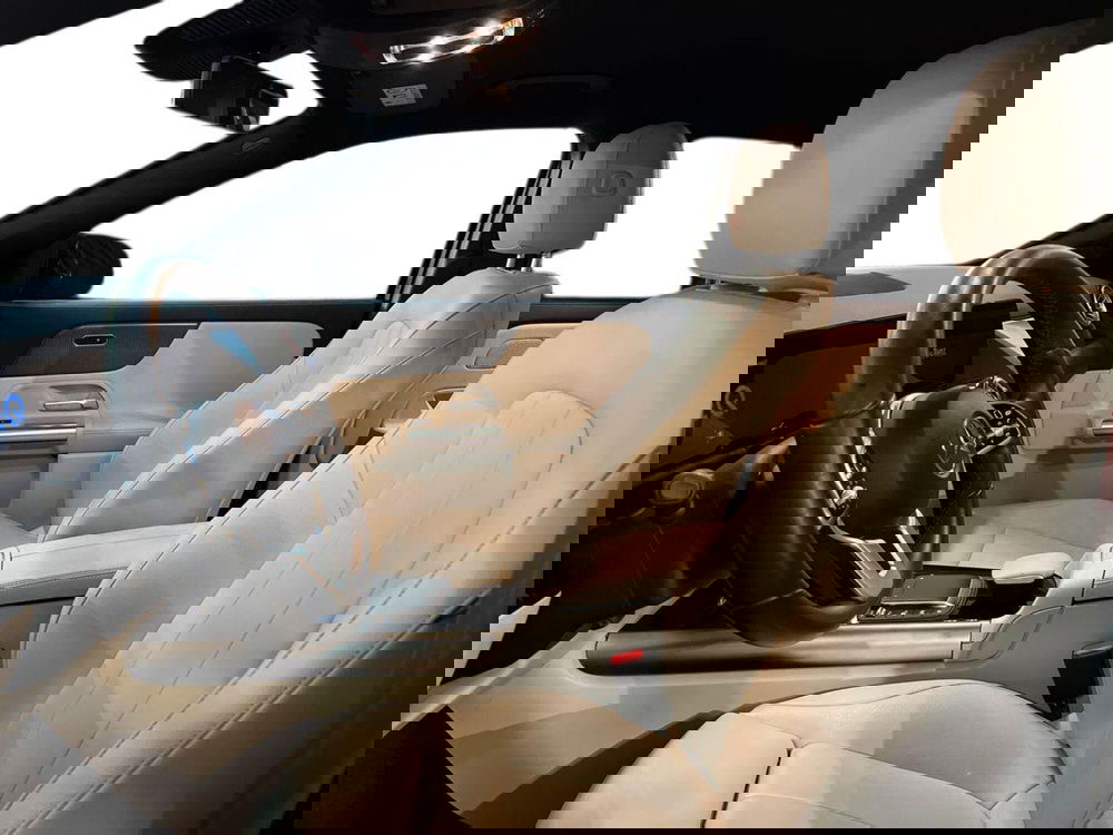 Mercedes-Benz EQA usata a Lecce (7)