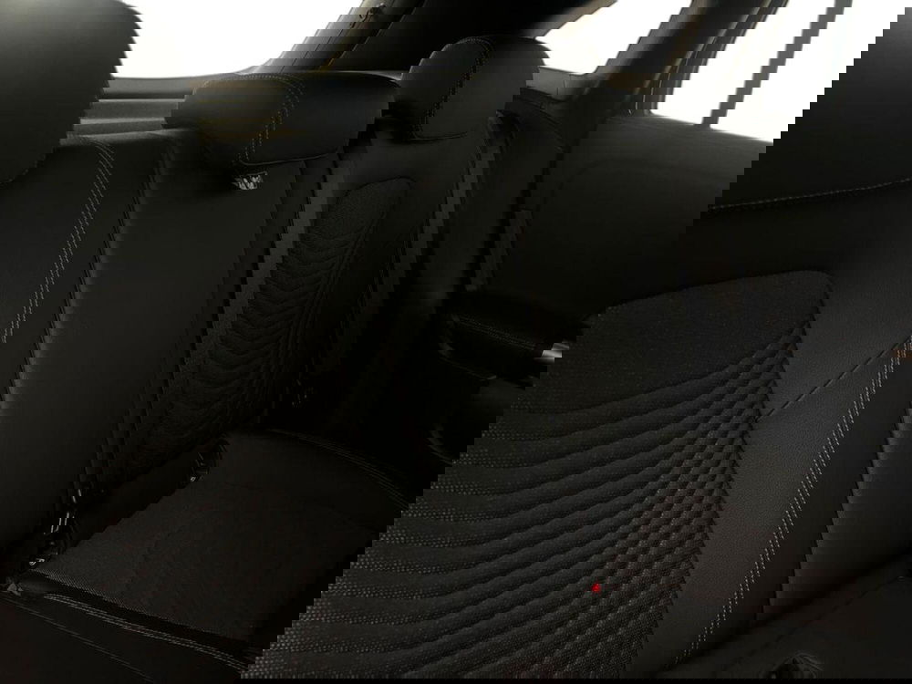 Mercedes-Benz GLA SUV usata a Milano (16)