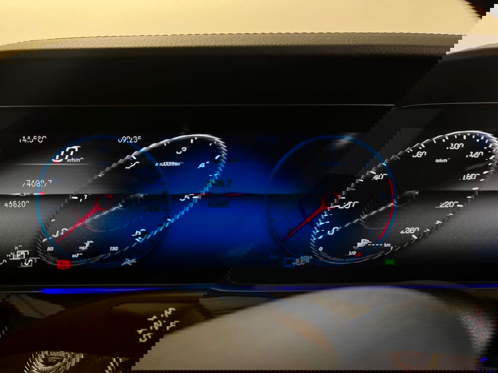 Mercedes-Benz Classe E Coupé usata a Milano (13)