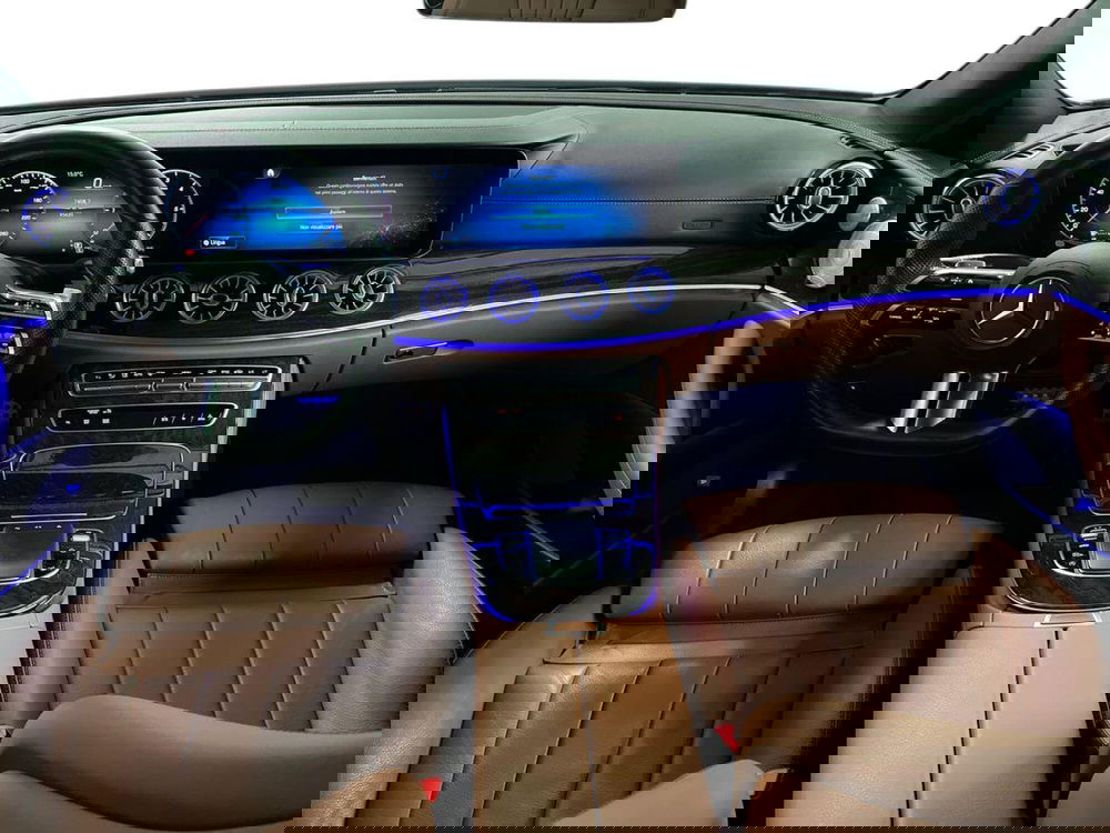 Mercedes-Benz Classe E Coupé usata a Milano (9)