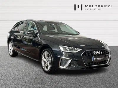 Audi A4 Avant 40 g-tron S tronic S line edition del 2020 usata a Bari