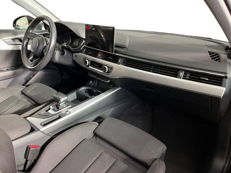 Audi A4 Avant usata a Bari (9)