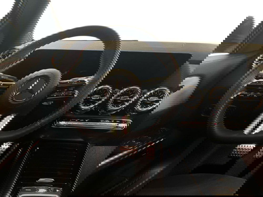 Mercedes-Benz GLA SUV usata a Milano (11)