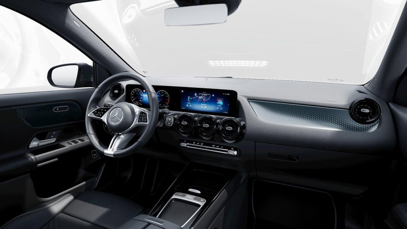 Mercedes-Benz GLA SUV nuova a Milano (5)