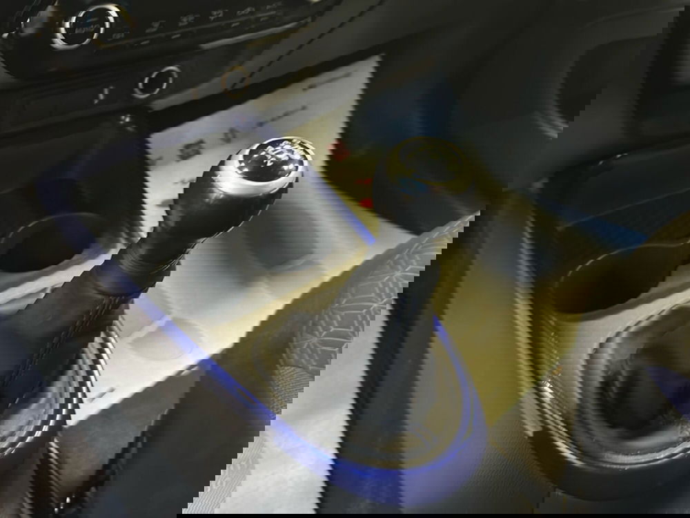 Toyota Aygo X usata a Napoli (14)