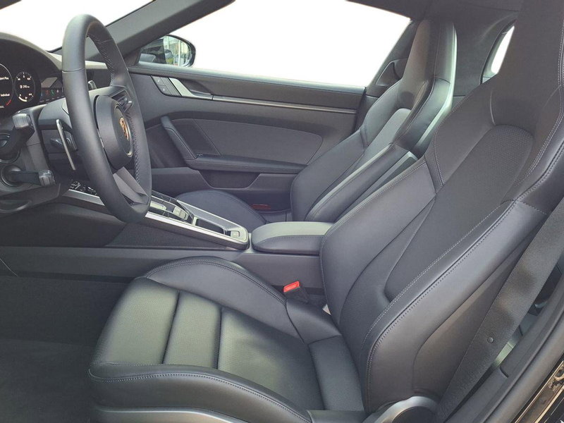 Porsche 911 Cabrio usata a Pescara (11)