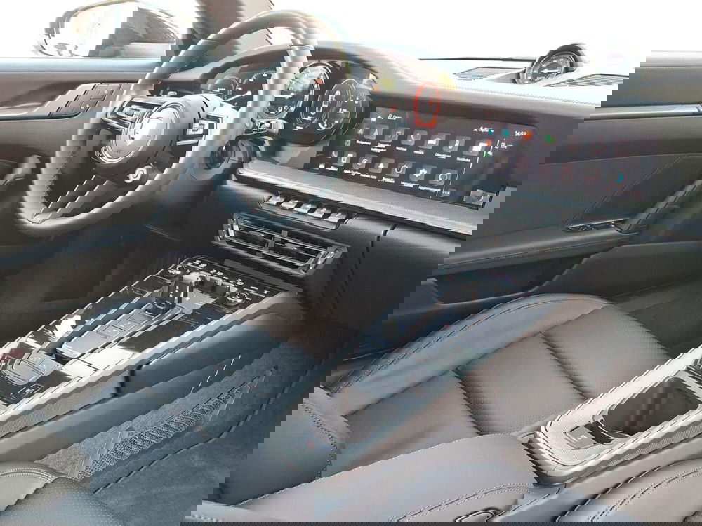 Porsche 911 Cabrio usata a Pescara (12)