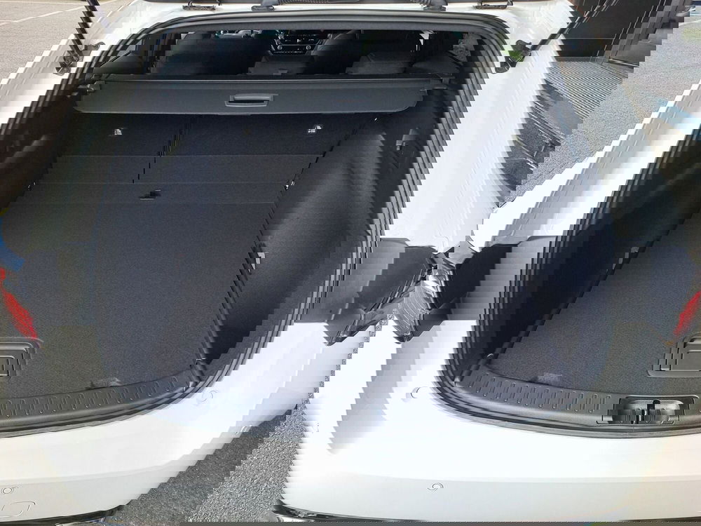 Suzuki Swace nuova a Milano (10)