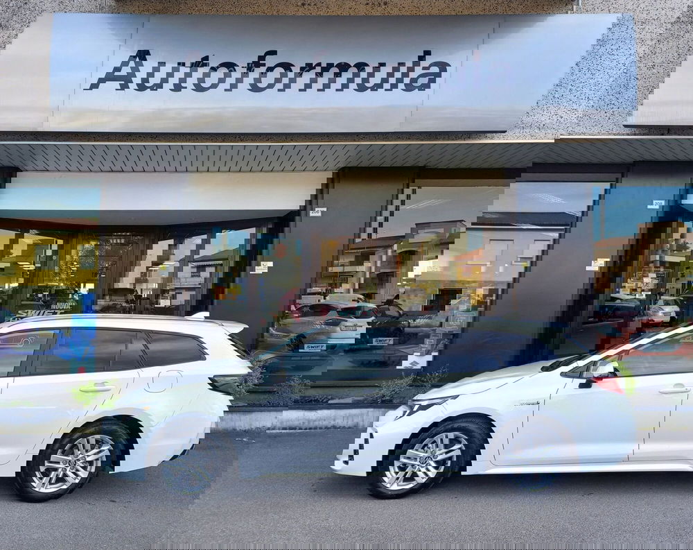 Suzuki Swace nuova a Milano (3)