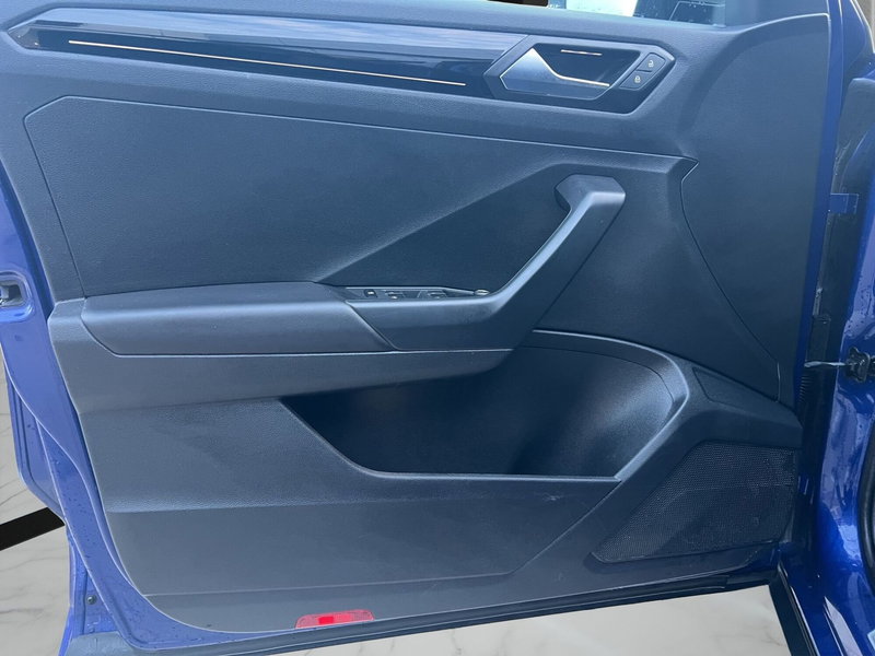 Volkswagen T-Roc usata a Cosenza (12)