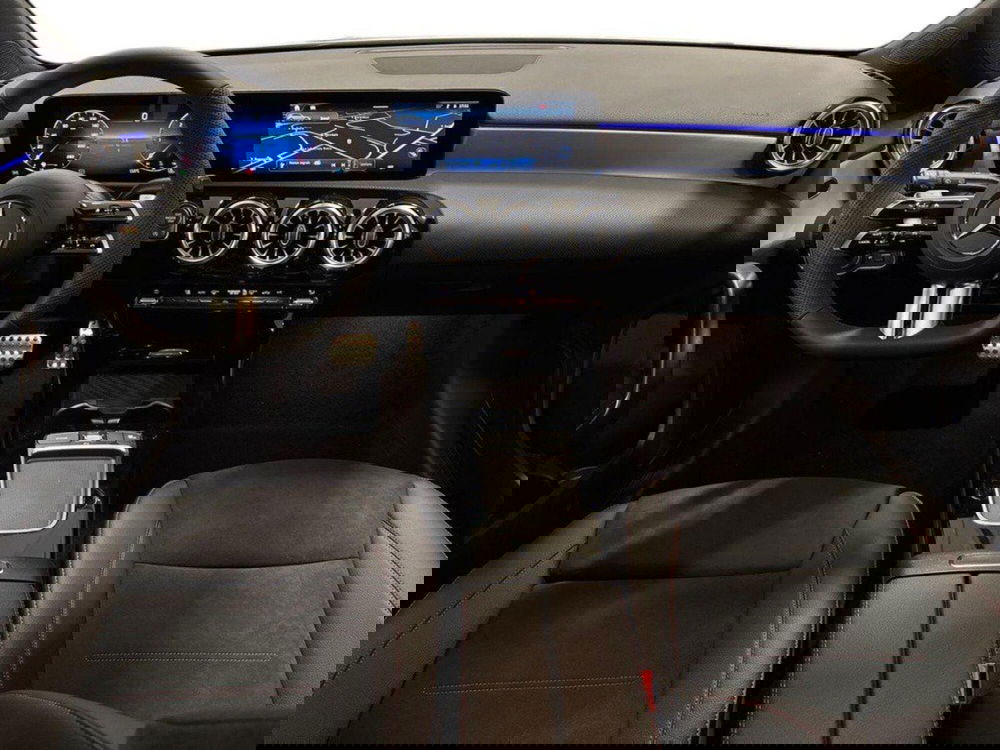 Mercedes-Benz Classe A Sedan nuova a Rimini (10)