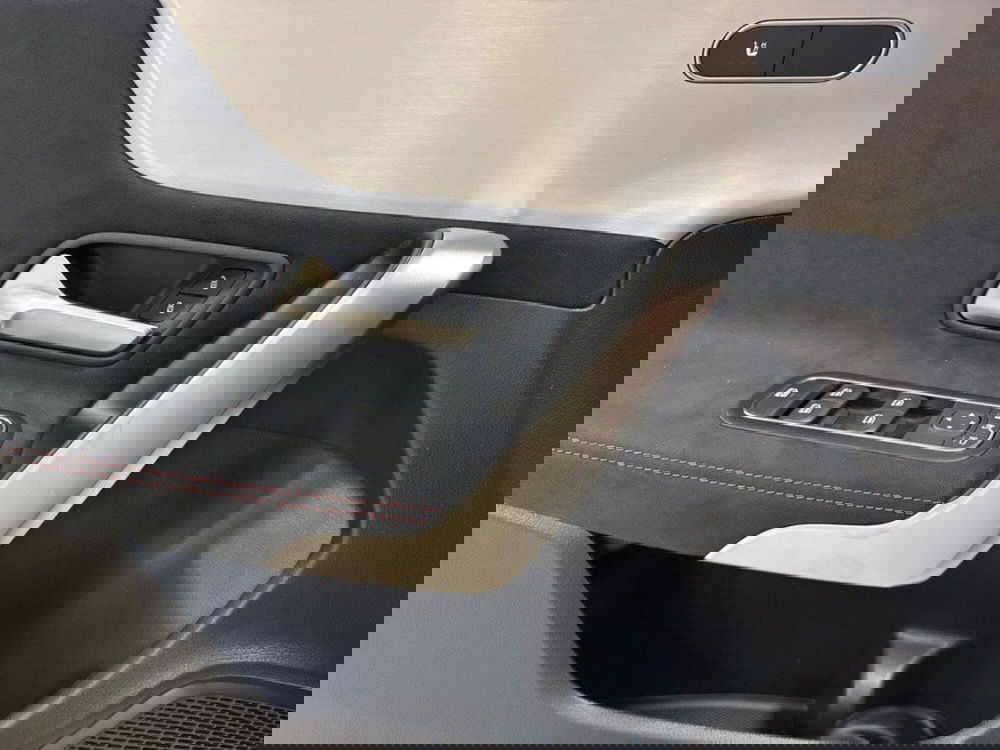 Mercedes-Benz Classe A Sedan nuova a Rimini (17)