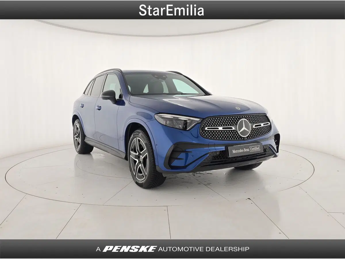 Mercedes-Benz GLC nuova a Bologna (6)