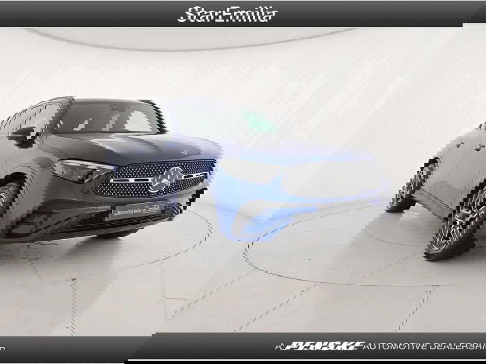 Mercedes-Benz GLC nuova a Bologna (6)