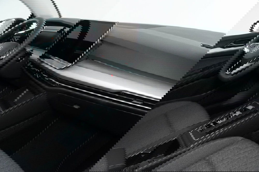 Volkswagen Golf nuova a Perugia (11)