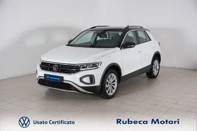 Volkswagen T-Roc 2.0 tdi Life 115cv del 2023 usata a Citta' della Pieve