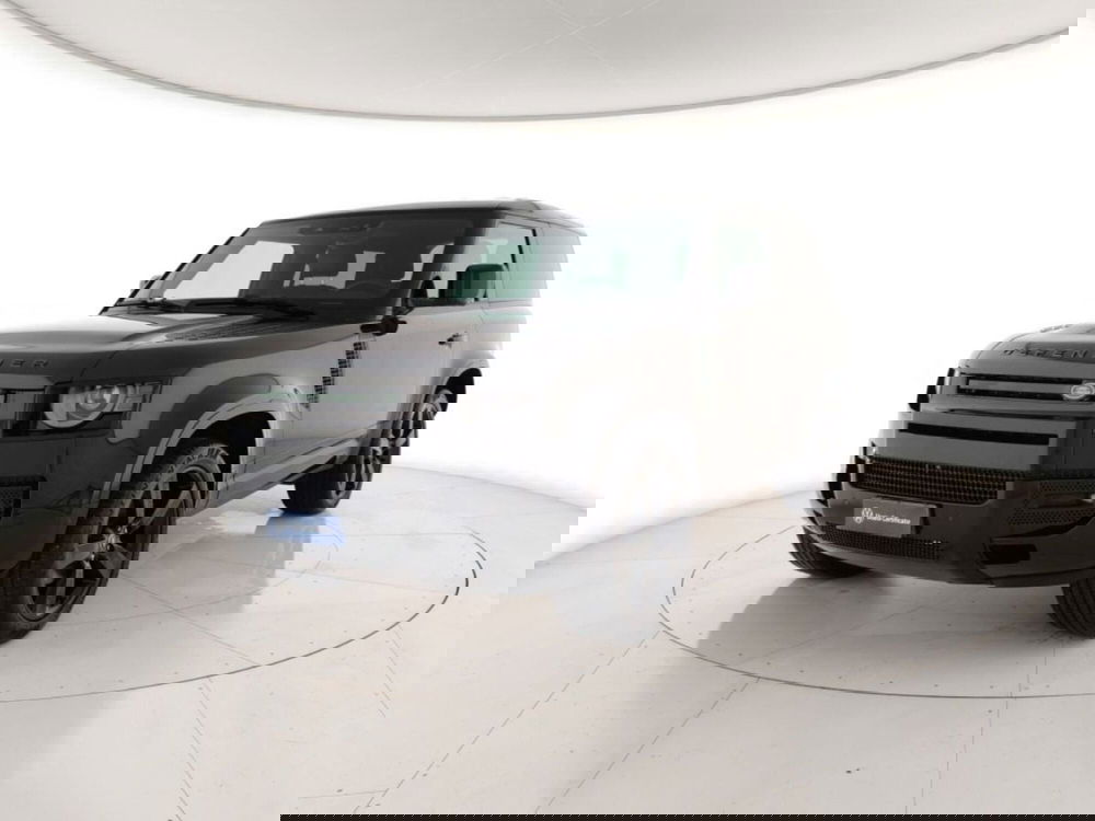 Land Rover Defender usata a Massa-Carrara