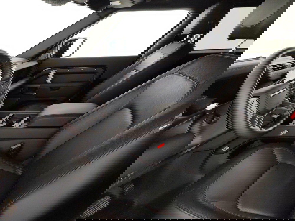 Land Rover Defender usata a Massa-Carrara (8)