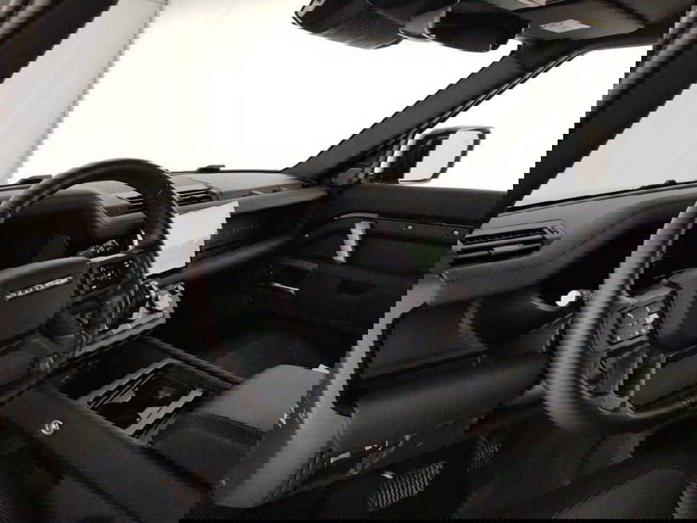 Land Rover Defender usata a Massa-Carrara (9)