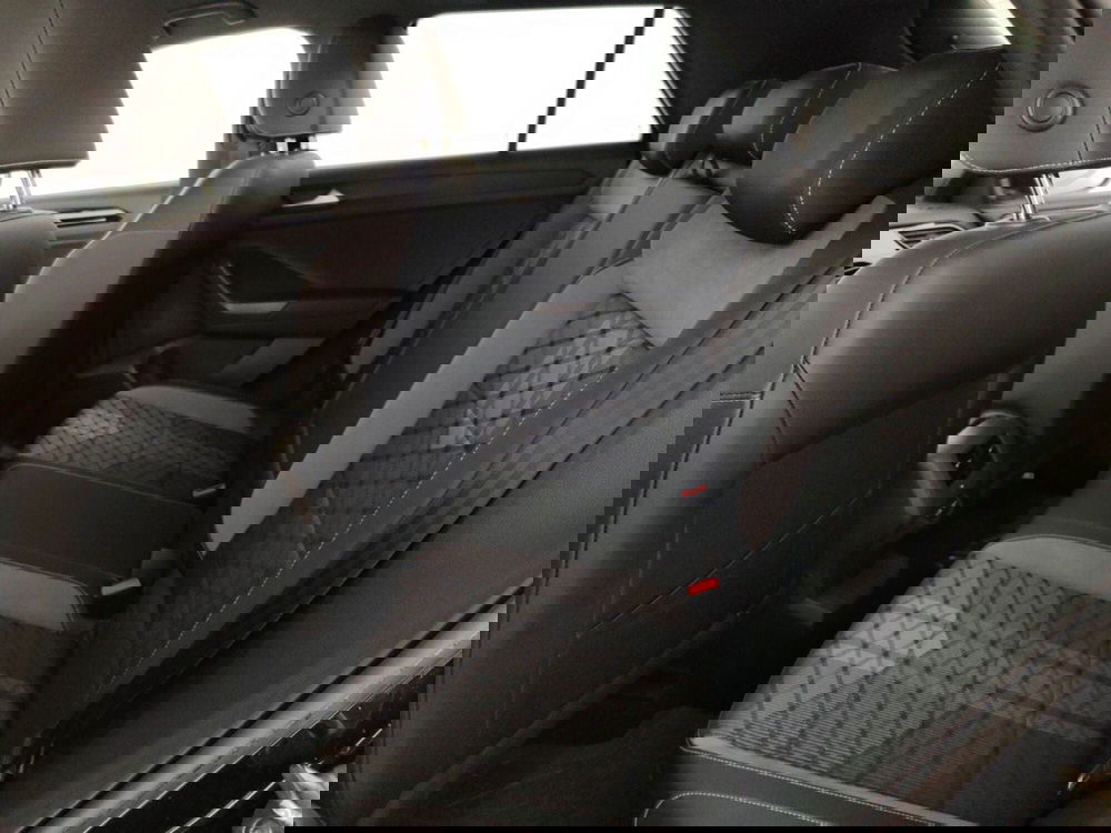 Volkswagen T-Roc usata a Massa-Carrara (10)