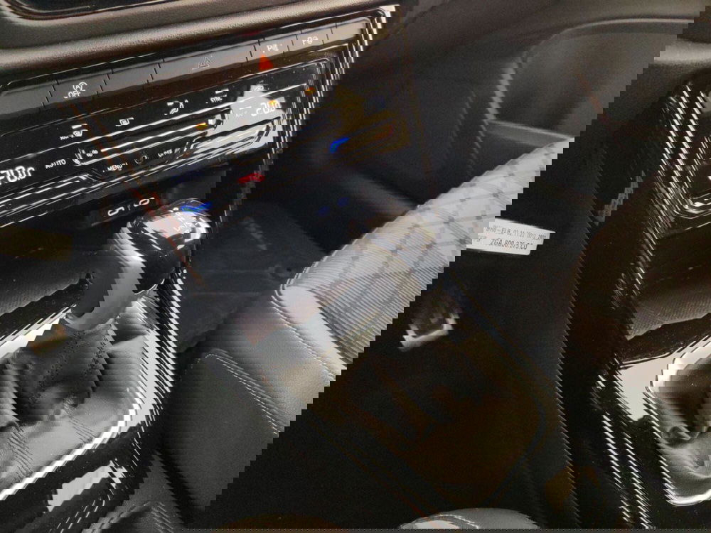 Volkswagen T-Roc usata a Massa-Carrara (11)