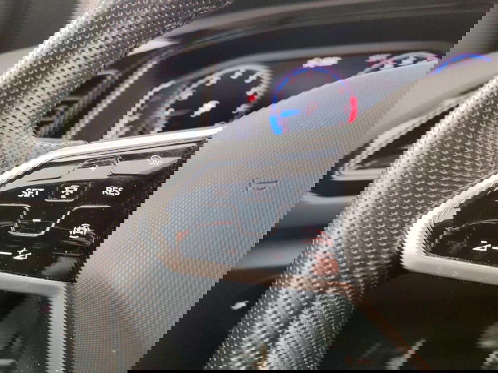 Volkswagen T-Roc usata a Massa-Carrara (14)