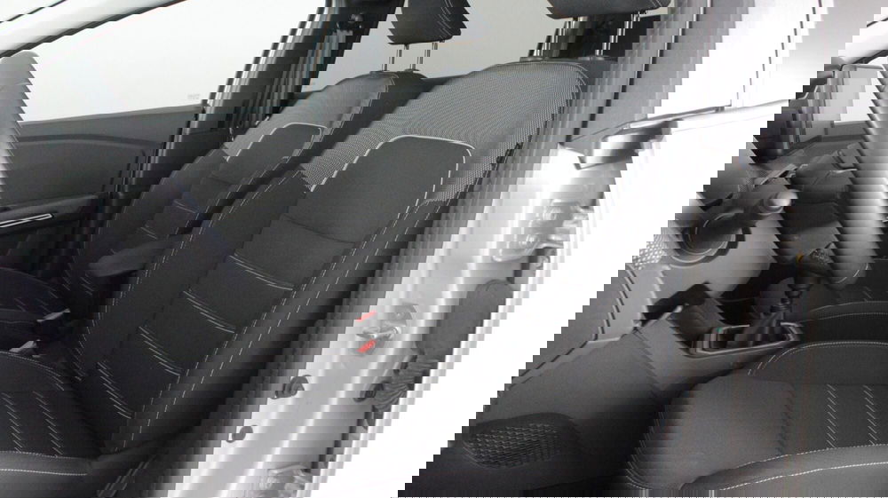 Dacia Jogger usata a Palermo (11)