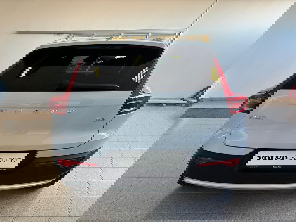 Volvo XC40 nuova a Vercelli (7)