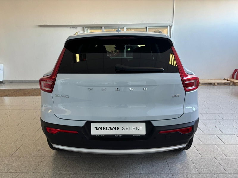 Volvo XC40 nuova a Vercelli (7)