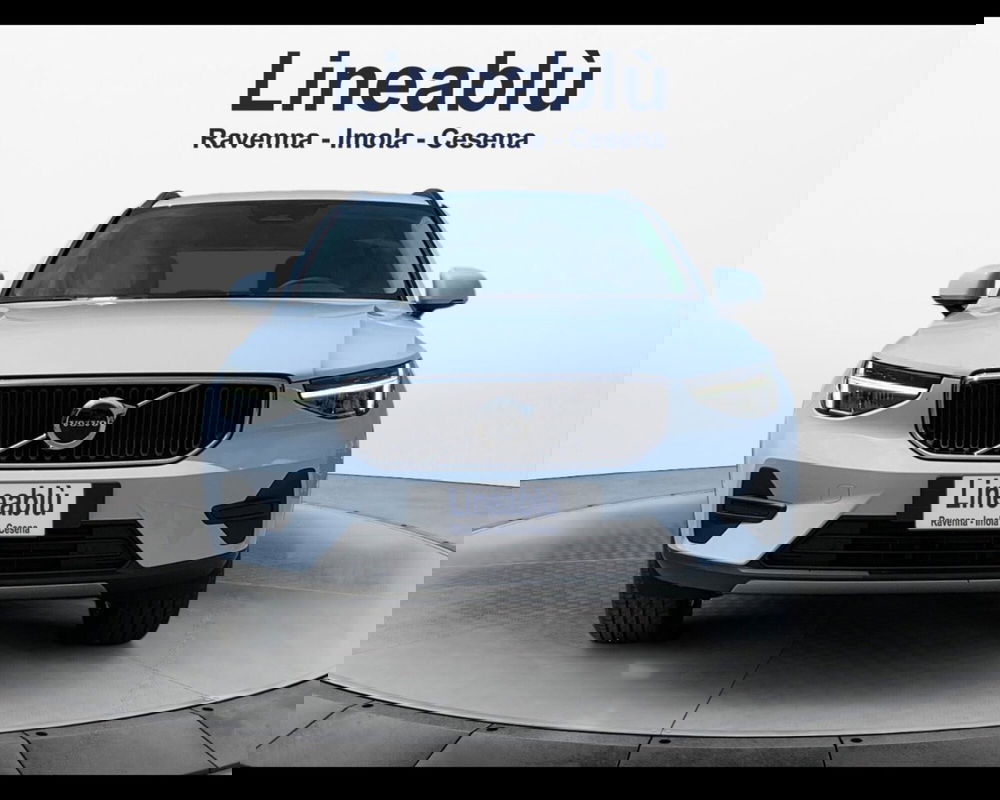 Volvo XC40 nuova a Bologna (8)