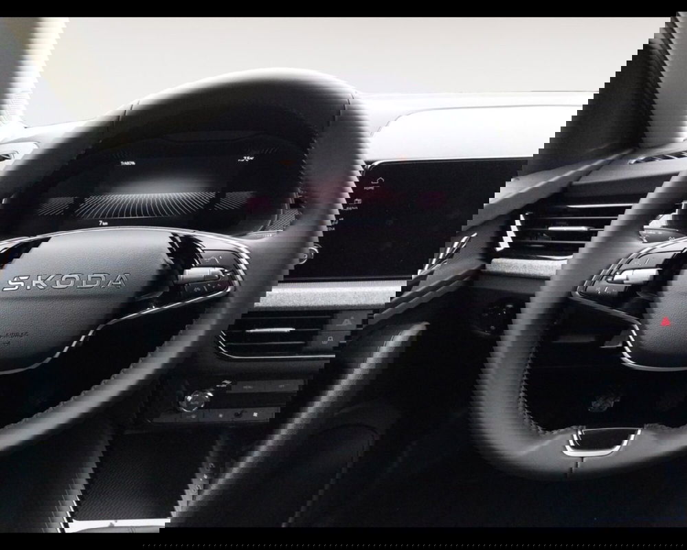 Skoda Kamiq nuova a Forlì-Cesena (10)