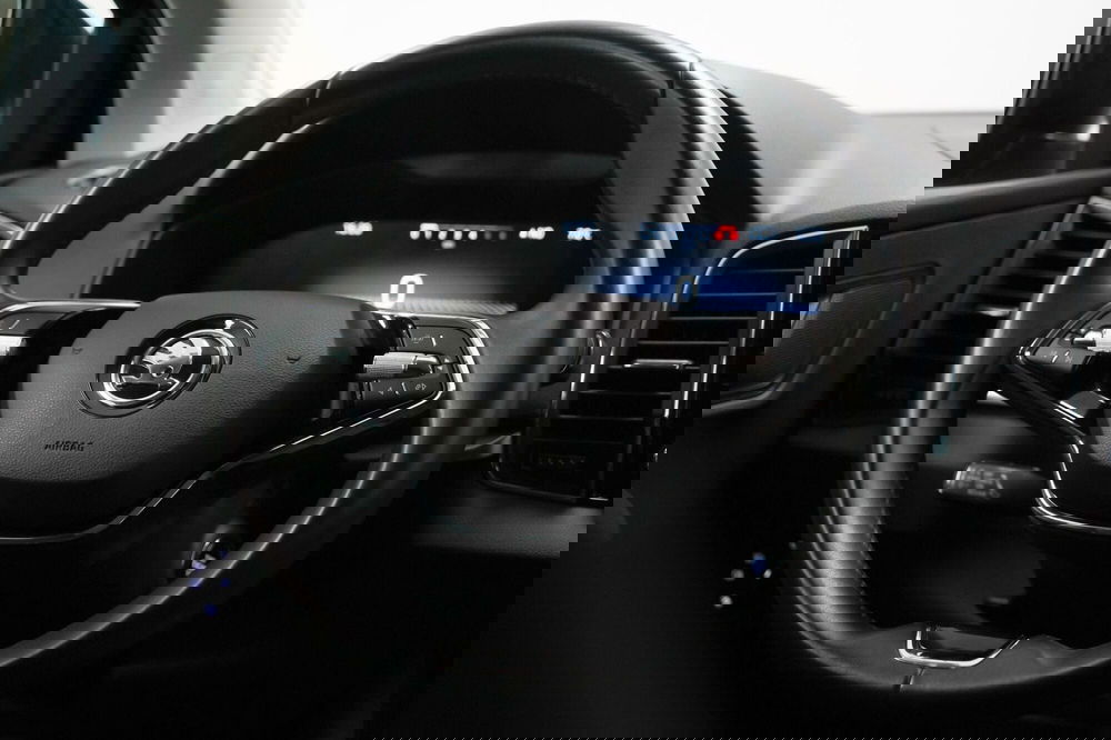 Skoda Karoq usata a Varese (12)