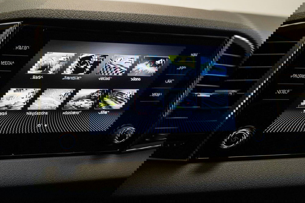 Skoda Karoq usata a Varese (15)