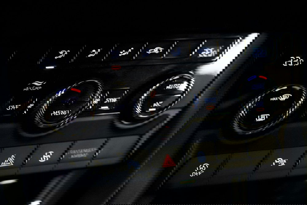 Skoda Karoq usata a Varese (18)