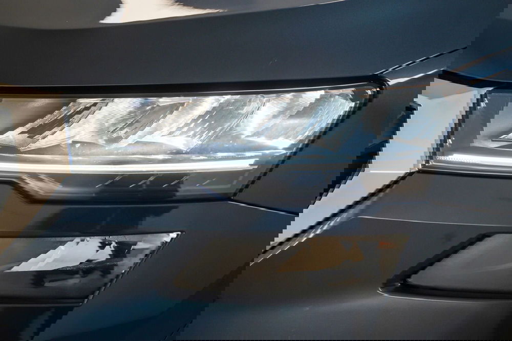 Skoda Karoq usata a Varese (8)