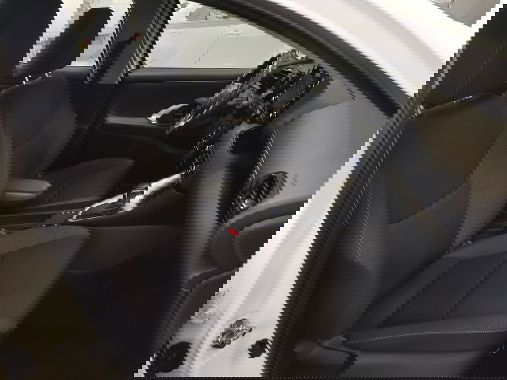 Toyota Yaris usata a Bergamo (7)