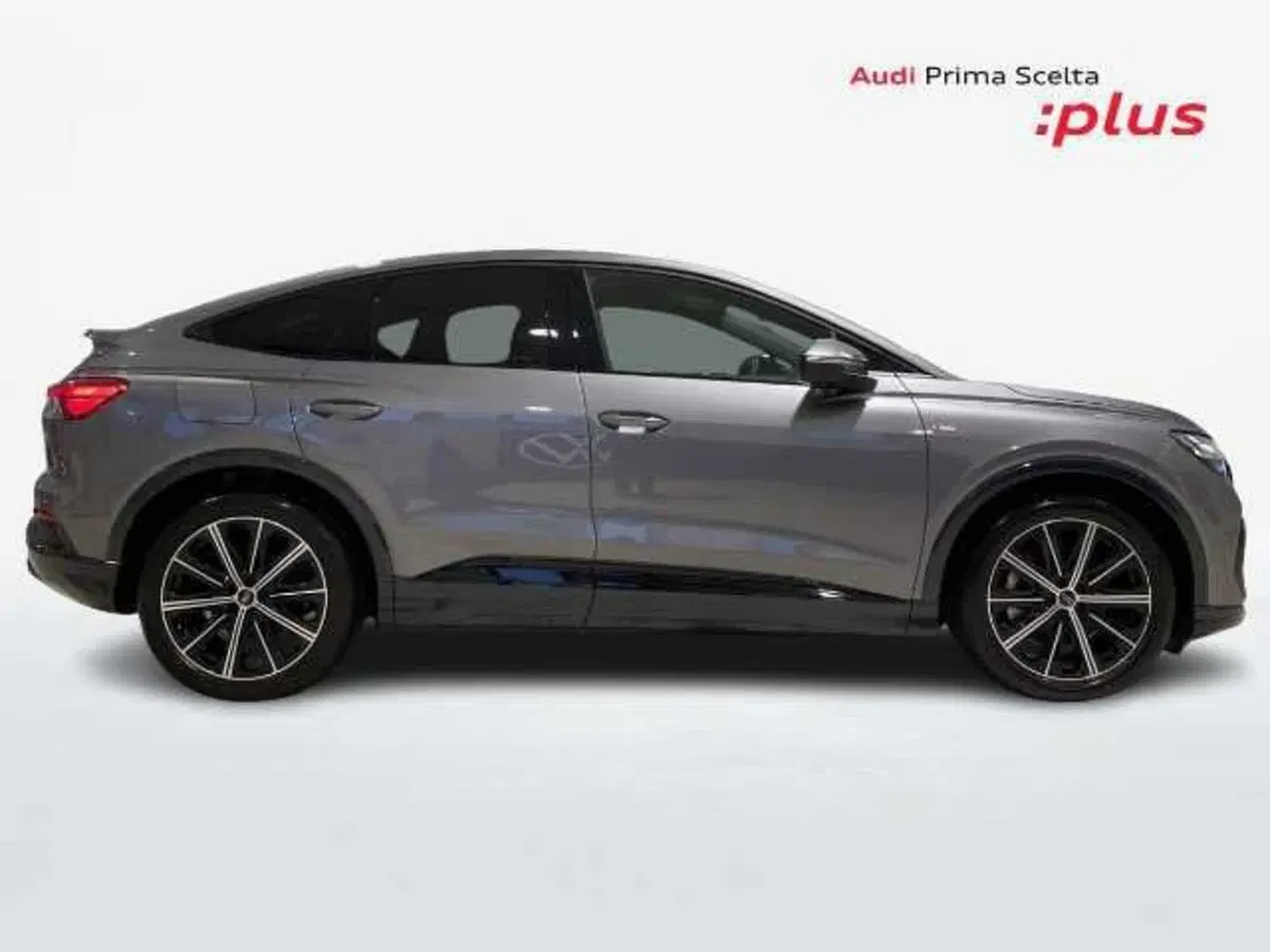 Audi Q4 Sportback usata a Pistoia (12)