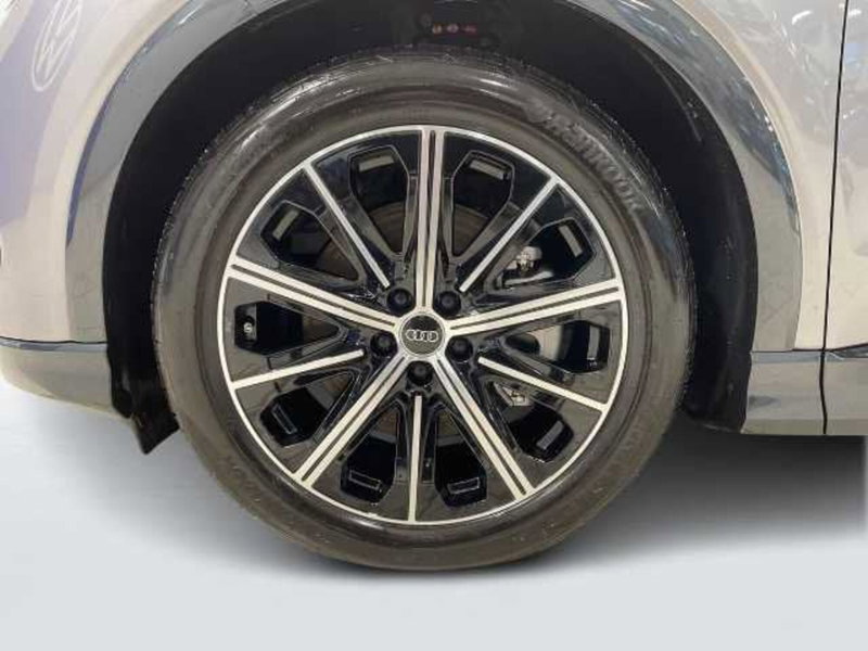 Audi Q4 Sportback usata a Pistoia (7)