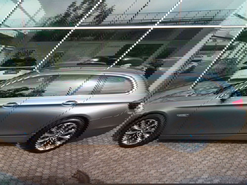 BMW Serie 5 Touring usata a Rimini (8)
