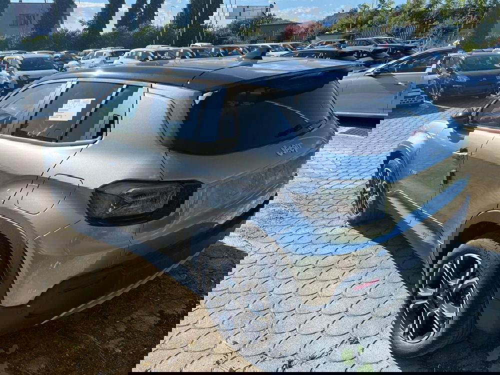 Jeep Avenger nuova a Lucca (7)