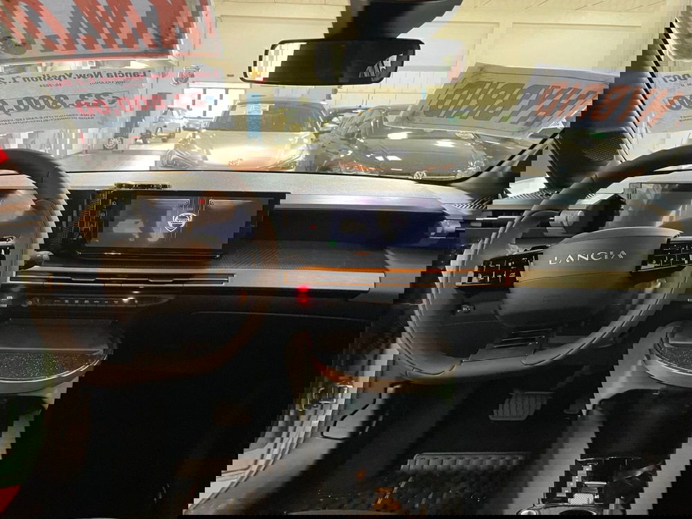 Lancia Ypsilon nuova a Lucca (12)