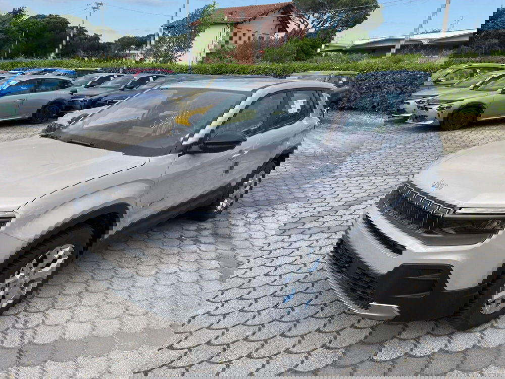 Jeep Avenger nuova a Lucca