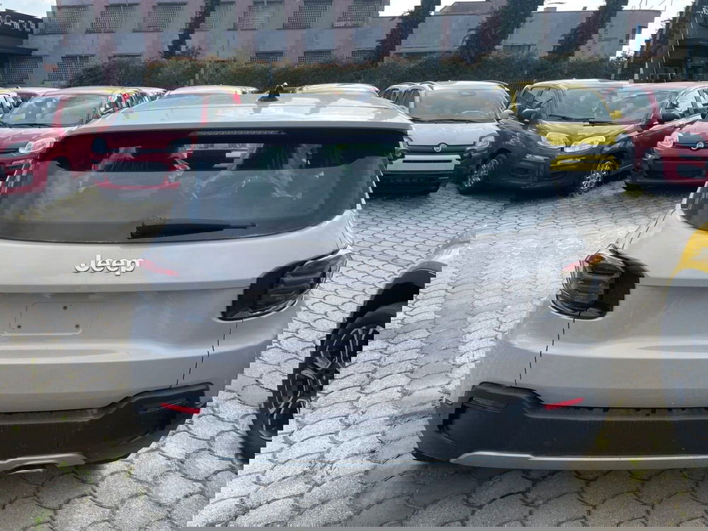 Jeep Avenger nuova a Lucca (5)