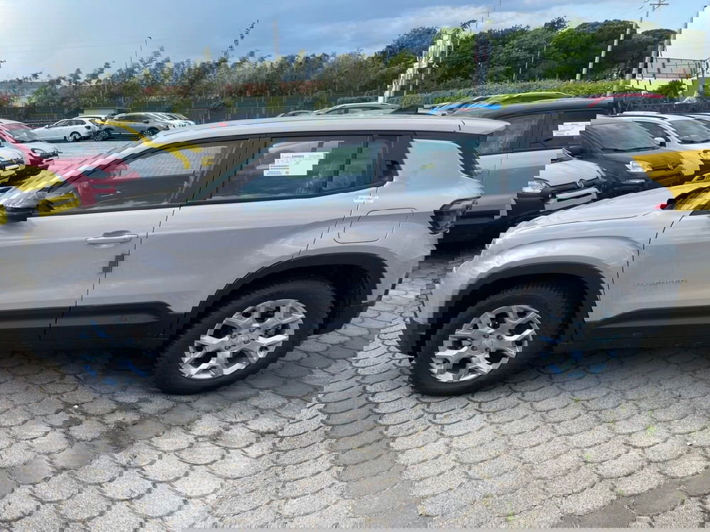 Jeep Avenger nuova a Lucca (7)